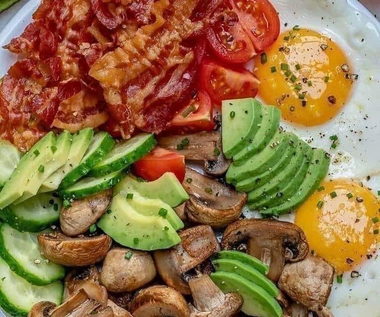 Classic Fried Eggs with Bacon Recipe