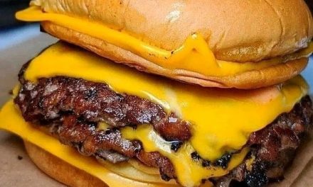 Extra Cheddar Burger recipe
