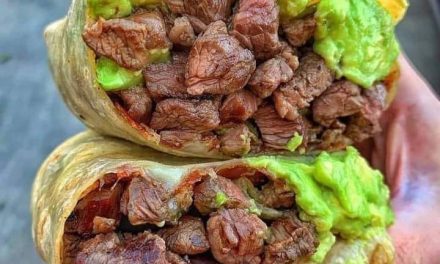 Steak and Guacamole Tacos Recipe