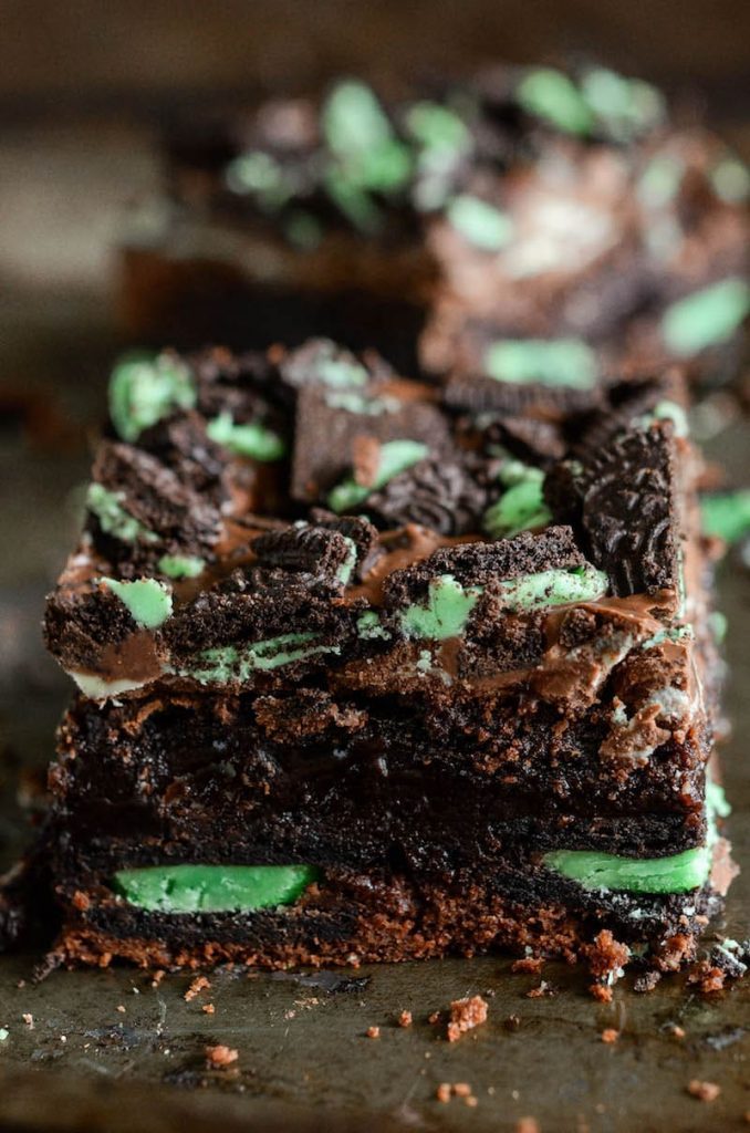 mint brownies, andes mint brownies, mint oreo brownies, fudgy mint brownies, chocolate mint dessert, holiday brownies, Chef Ed recipes, grasshopper brownie, peppermint brownies